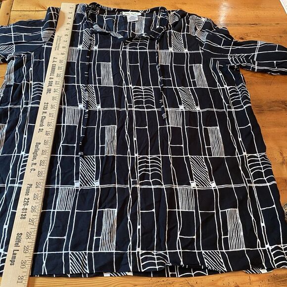 Ulla Popken 16/18 Geometric Print Black Popover Tunic Top Long Sleeve Artsy - Picture 8 of 8